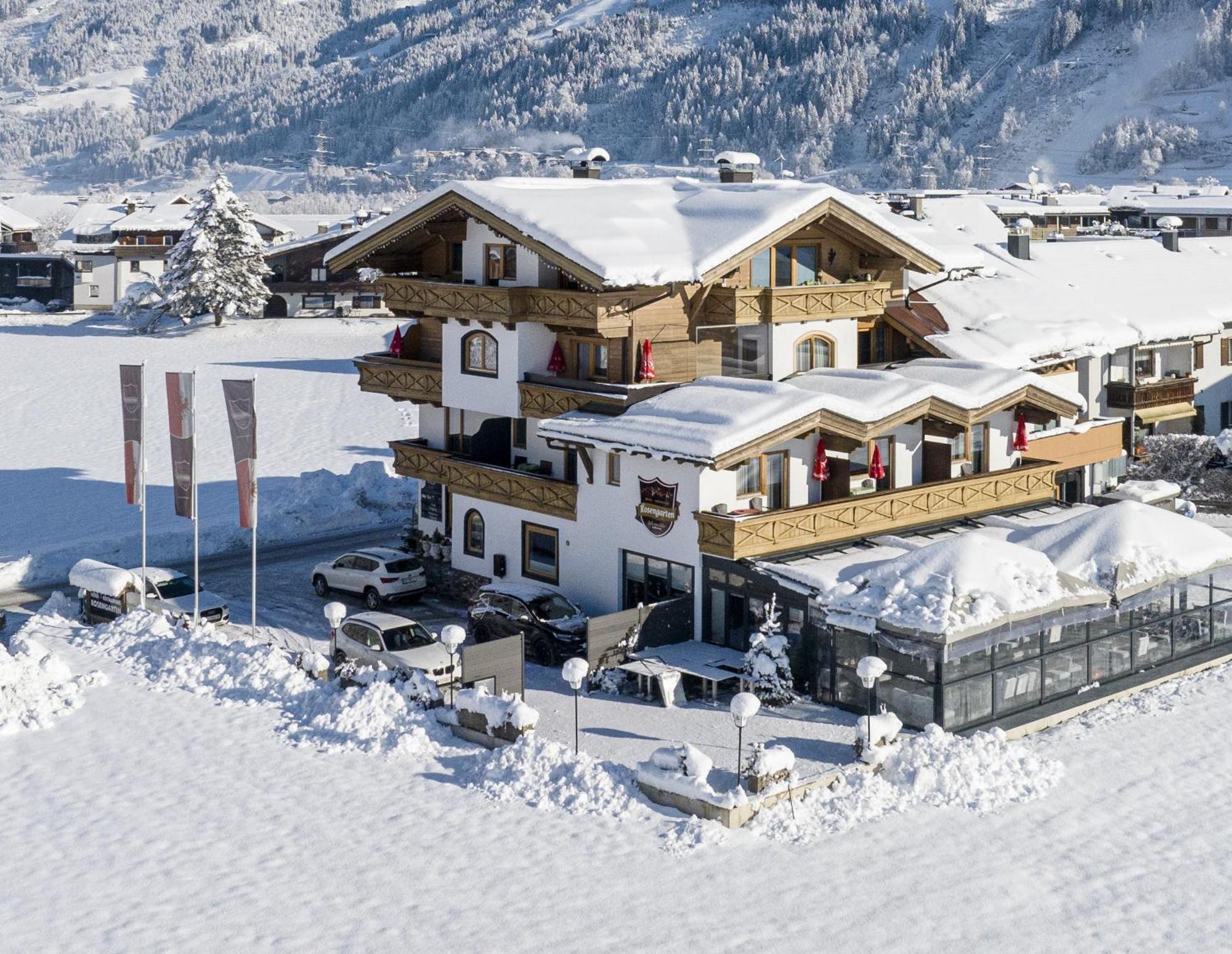 Hotel Restaurant Rosengarten Zell am Ziller Exterior foto