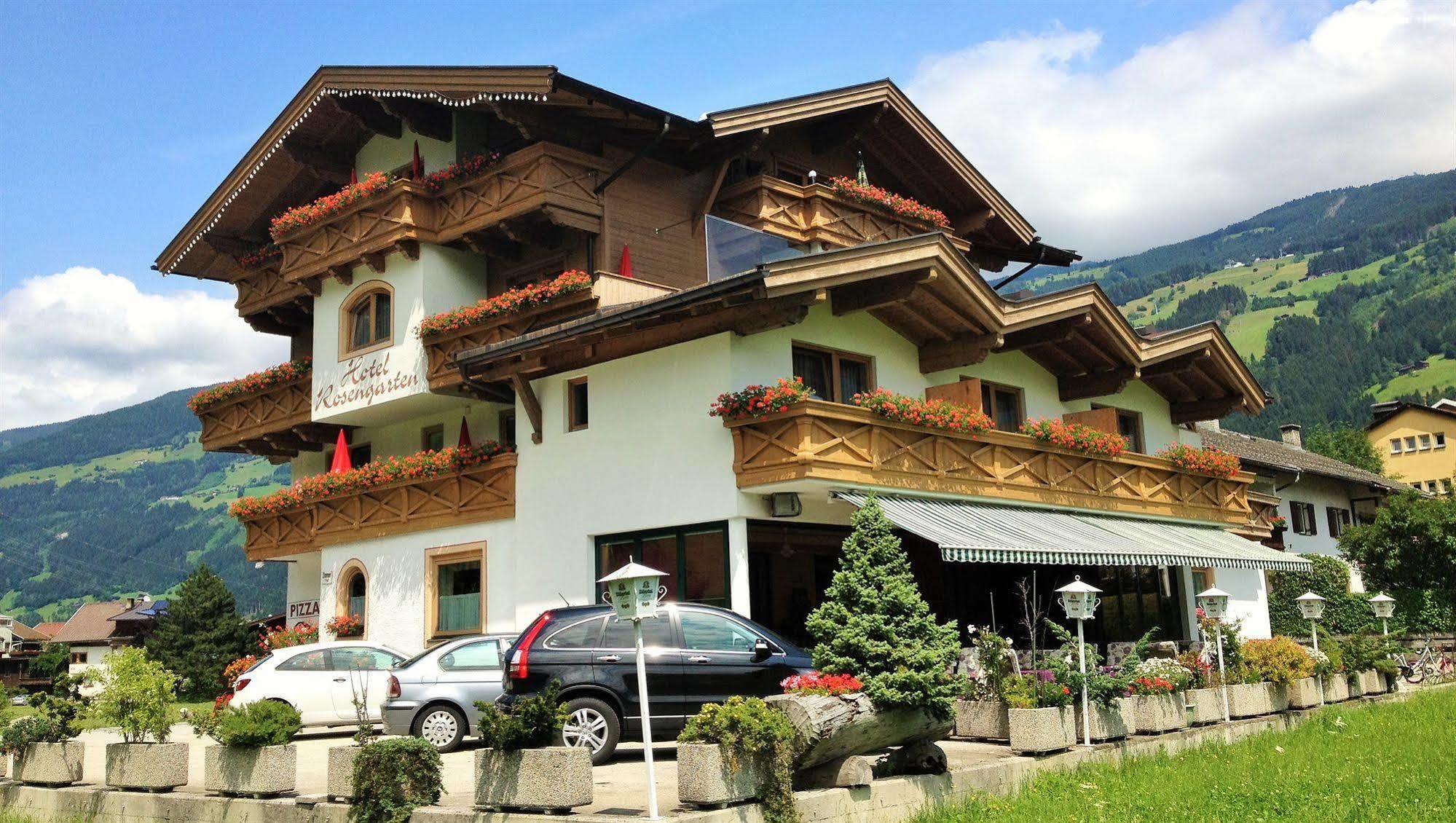 Hotel Restaurant Rosengarten Zell am Ziller Exterior foto